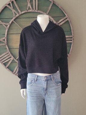 ALO Yoga Black Muse Hoodie